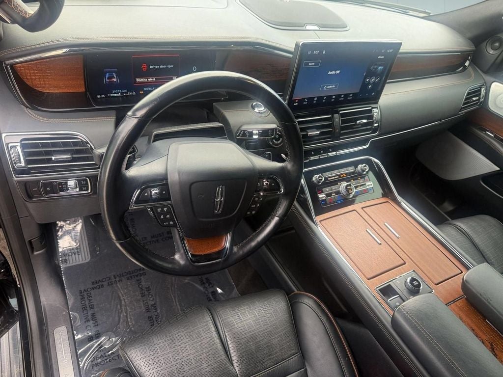 2023 Lincoln Navigator Black Label