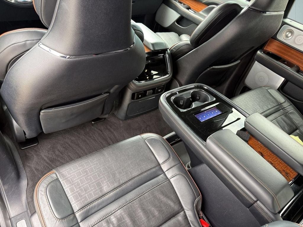 2023 Lincoln Navigator Black Label