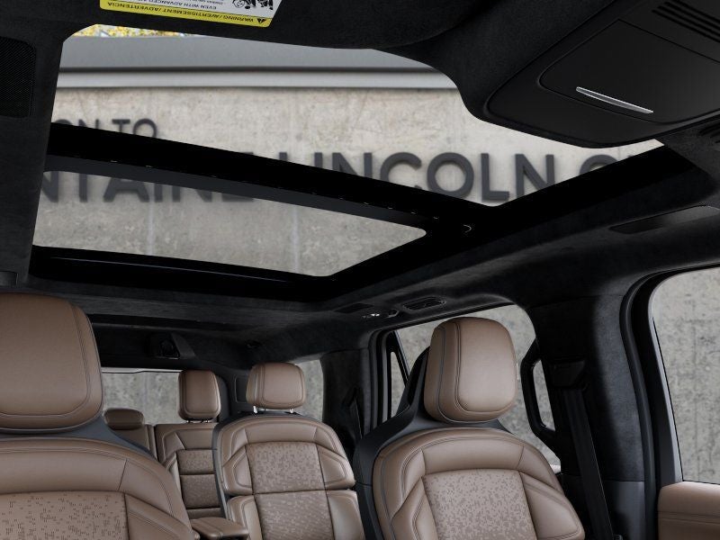 2027 Lincoln Navigator Black Label InTransit