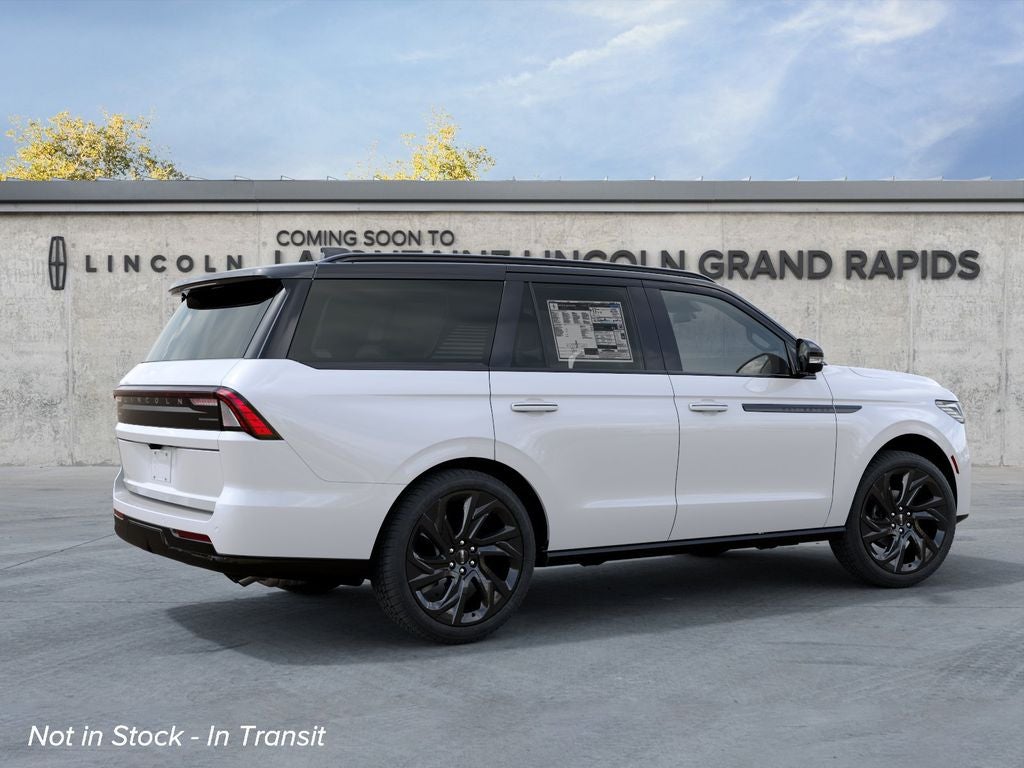 2027 Lincoln Navigator Black Label InTransit