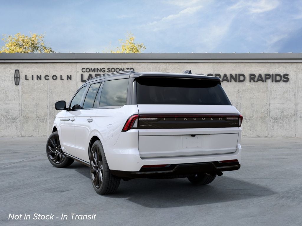 2027 Lincoln Navigator Black Label InTransit