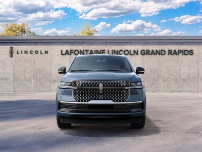 2027 Lincoln Navigator Premiere InTransit