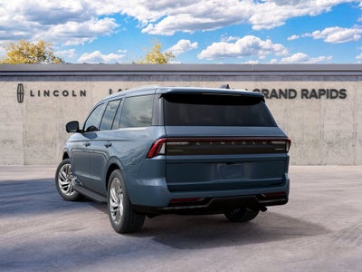 2027 Lincoln Navigator Premiere InTransit