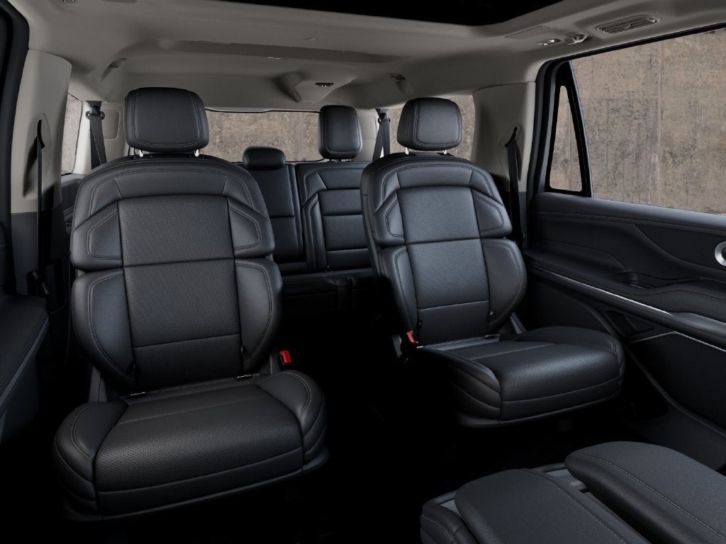 2027 Lincoln Navigator L Reserve InTransit