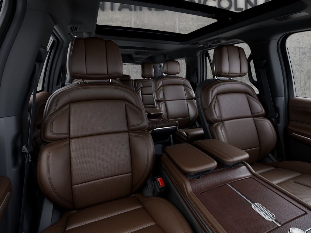 2027 Lincoln Navigator L Reserve InTransit