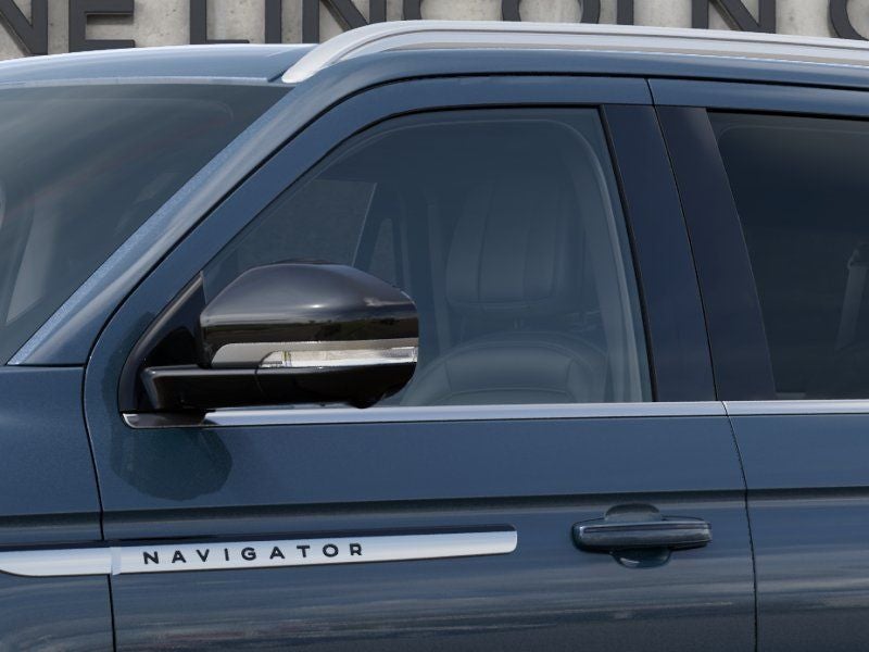 2027 Lincoln Navigator L Reserve InTransit