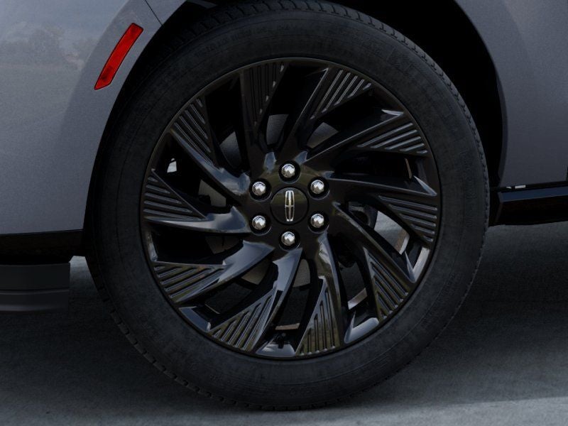 2027 Lincoln Navigator L Reserve InTransit