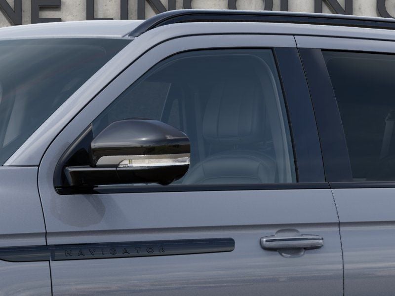 2027 Lincoln Navigator L Reserve InTransit