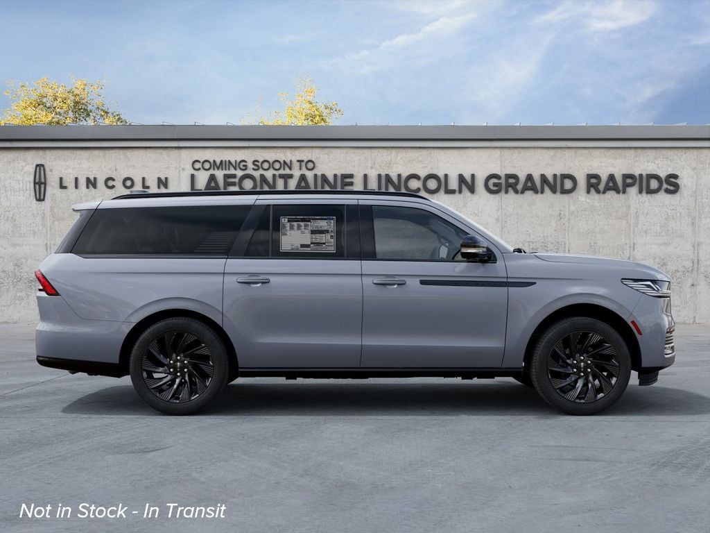 2027 Lincoln Navigator L Reserve InTransit