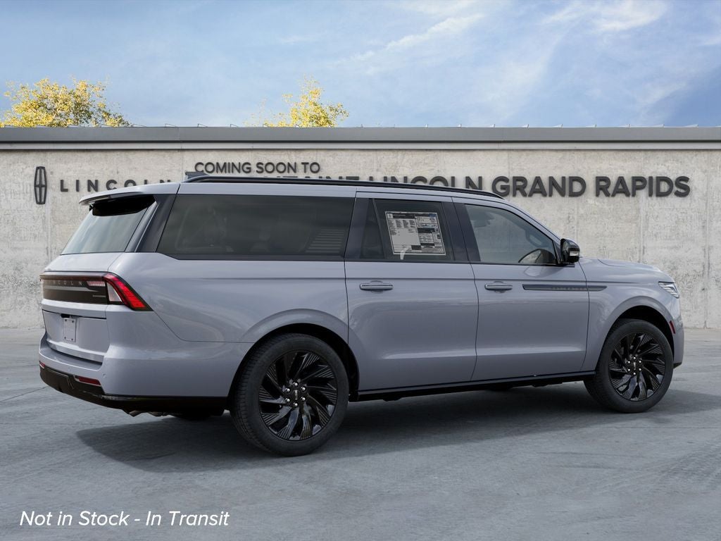2027 Lincoln Navigator L Reserve InTransit