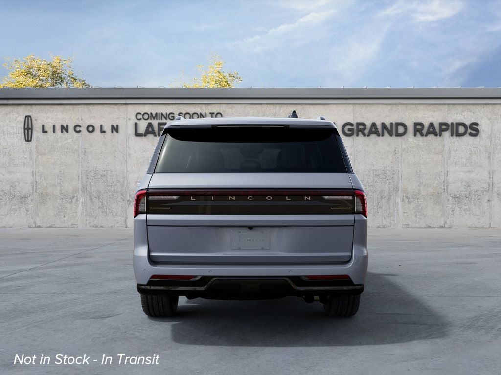 2027 Lincoln Navigator L Reserve InTransit