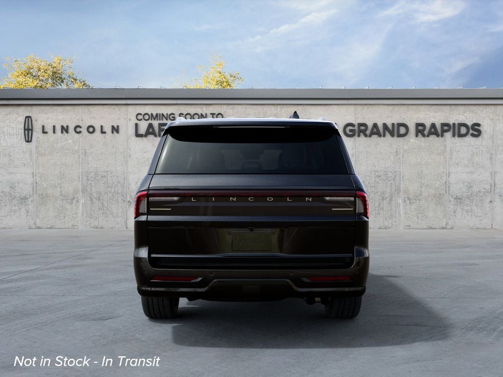 2027 Lincoln Navigator L Premiere