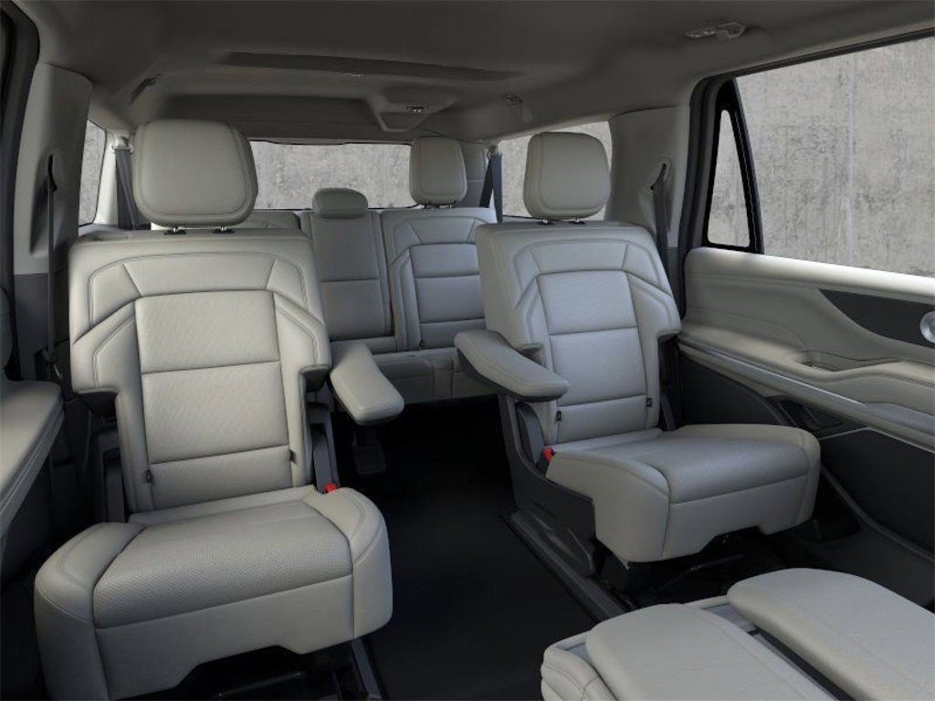 2026 Lincoln Navigator L Premiere InTransit