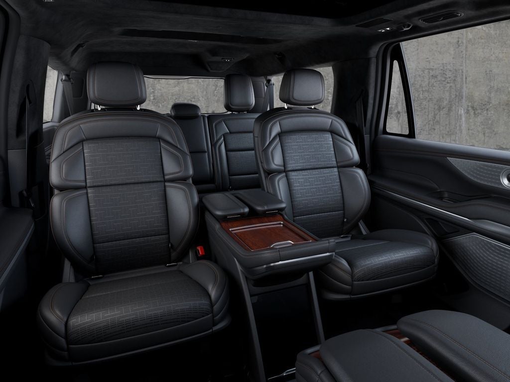 2027 Lincoln Navigator L Black Label InTransit