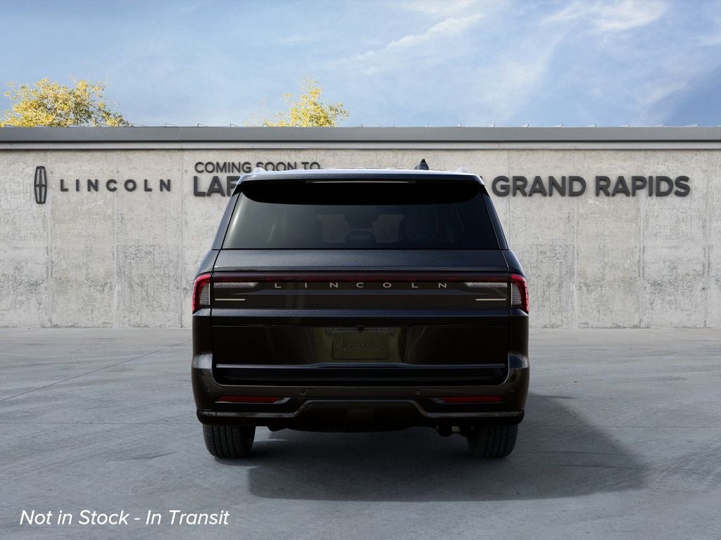 2027 Lincoln Navigator L Black Label InTransit