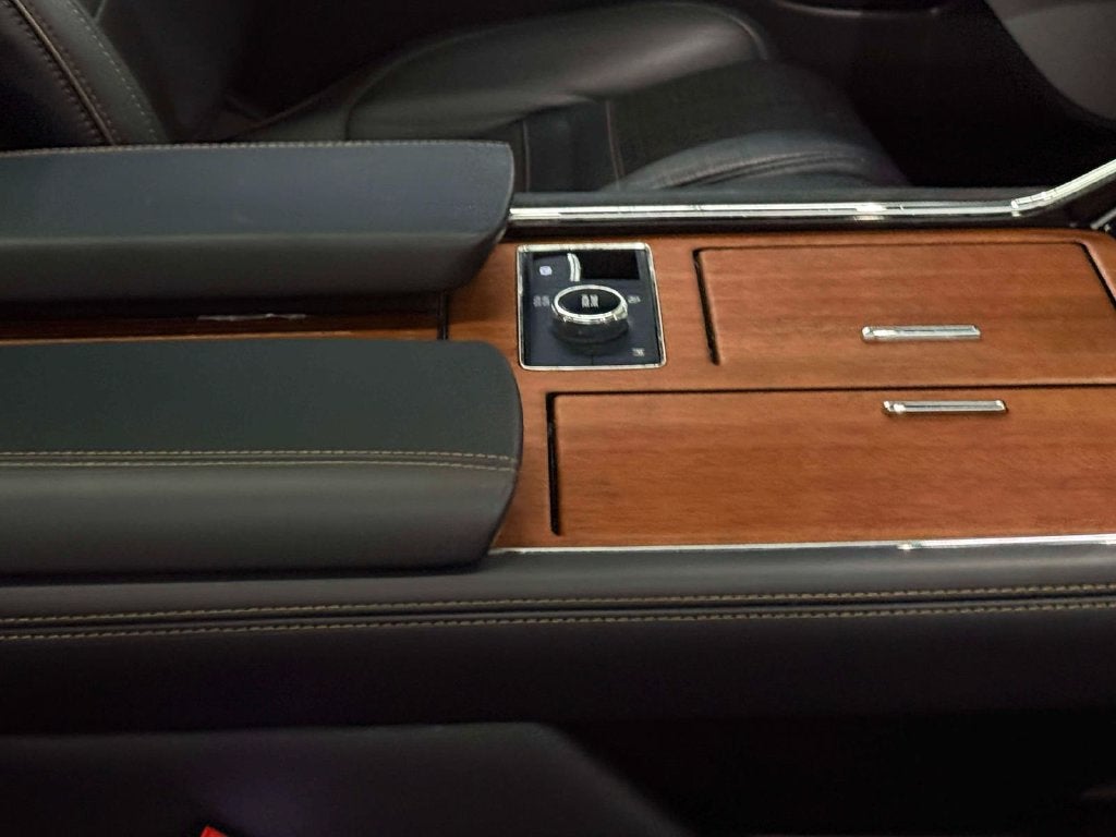 2023 Lincoln Navigator L Black Label