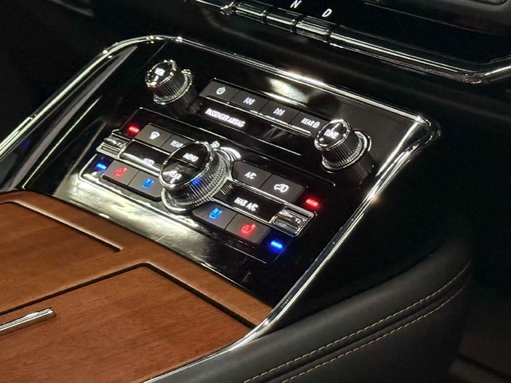 2023 Lincoln Navigator L Black Label