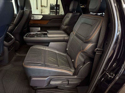 2023 Lincoln Navigator L Black Label