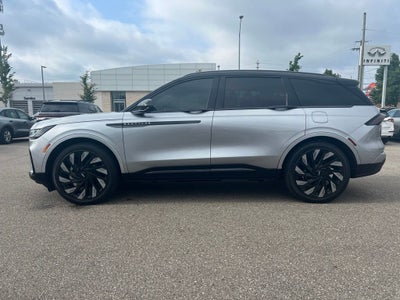 2024 Lincoln Nautilus Reserve