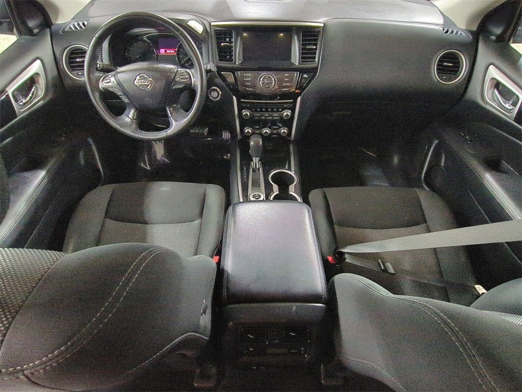 2020 Nissan Pathfinder SV