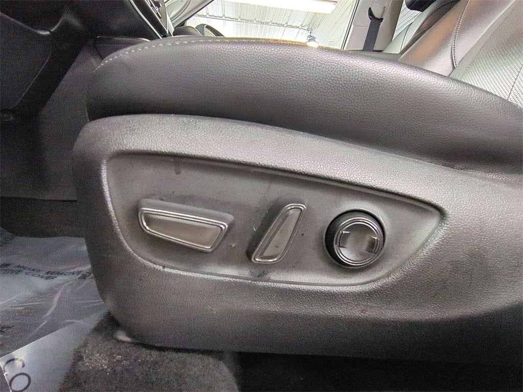 2022 Toyota Highlander Hybrid Limited