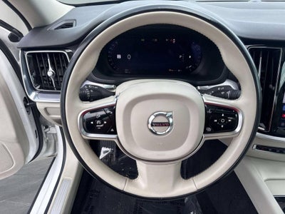 2024 Volvo S60 B5 Core Dark Theme