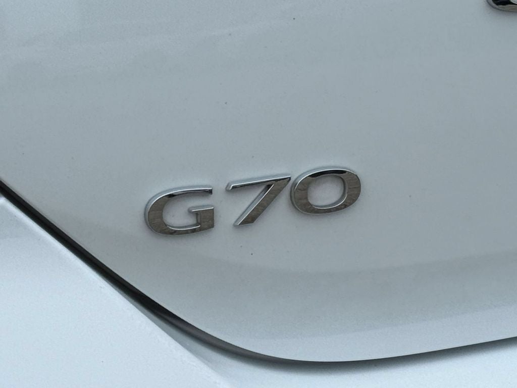 2024 Genesis G70 2.5T