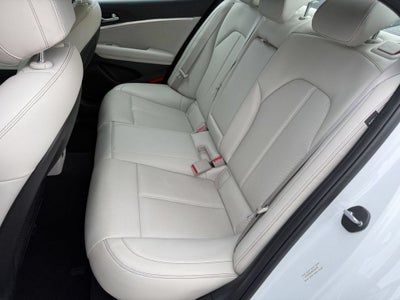 2024 Genesis G70 2.5T