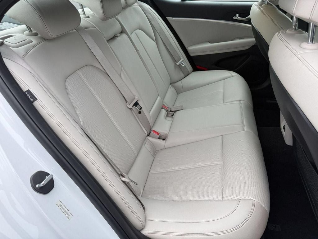 2024 Genesis G70 2.5T