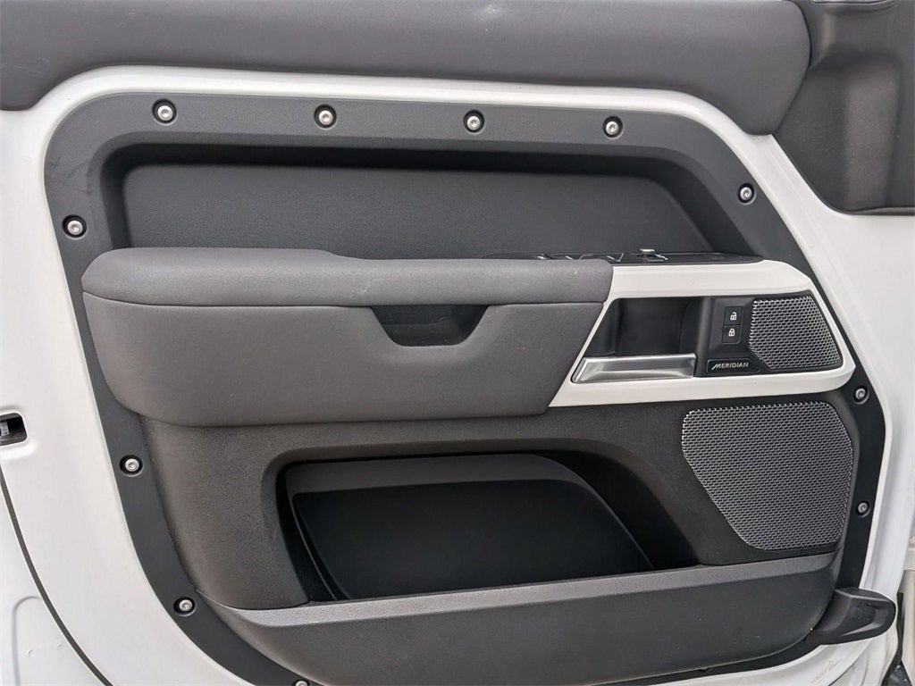 2023 Land Rover Defender 110 S