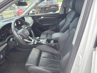 2024 Audi Q5 45 S line Premium quattro