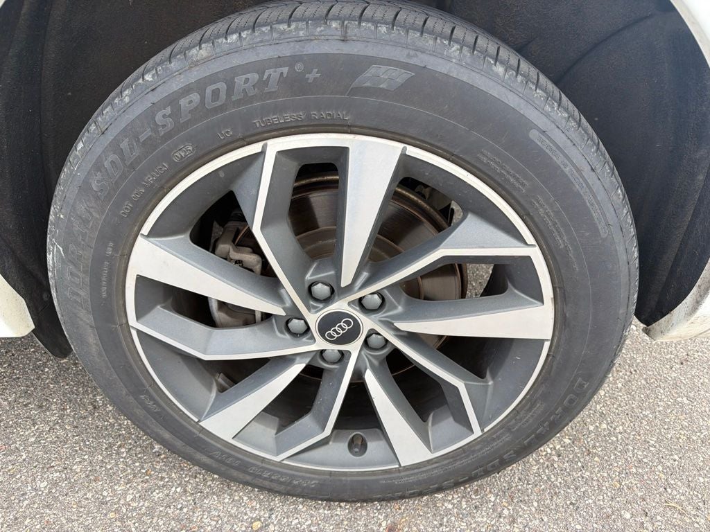 2024 Audi Q5 45 S line Premium quattro