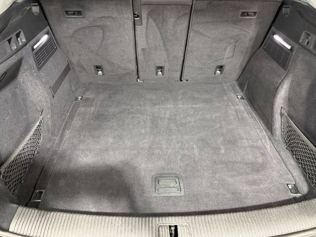 2024 Audi Q5 45 S line Premium quattro