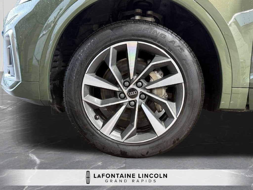 2024 Audi Q5 45 S line Premium quattro