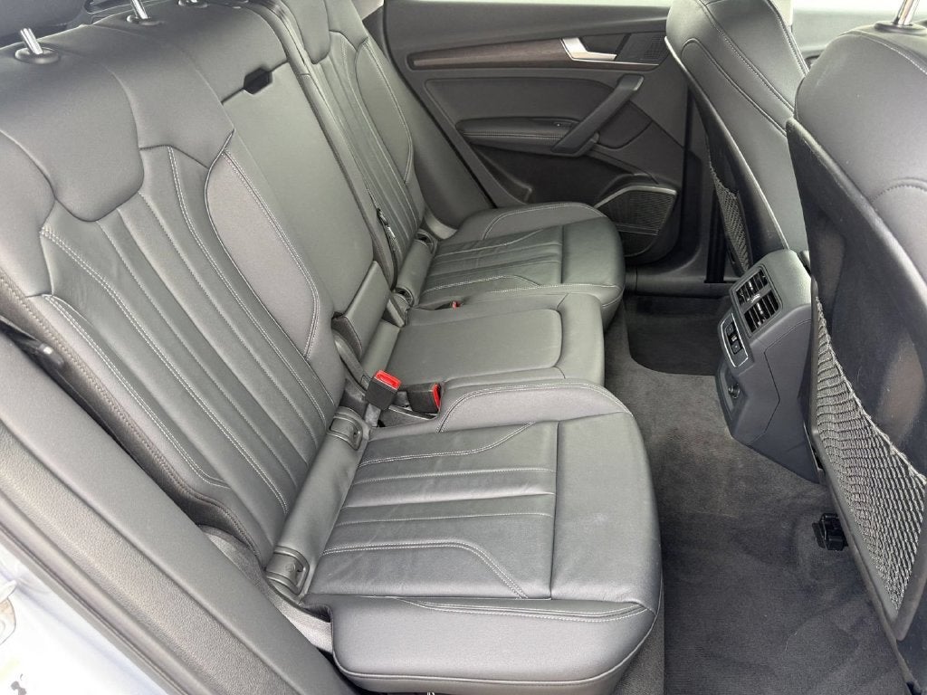2024 Audi Q5 45 S line Premium quattro