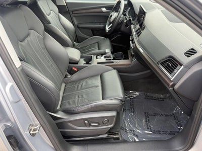 2024 Audi Q5 45 S line Premium quattro