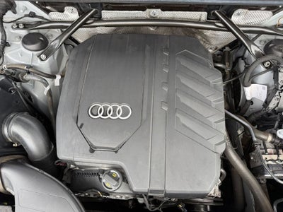 2024 Audi Q5 45 S line Premium quattro