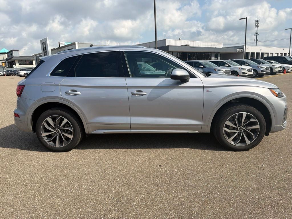 2024 Audi Q5 45 S line Premium quattro
