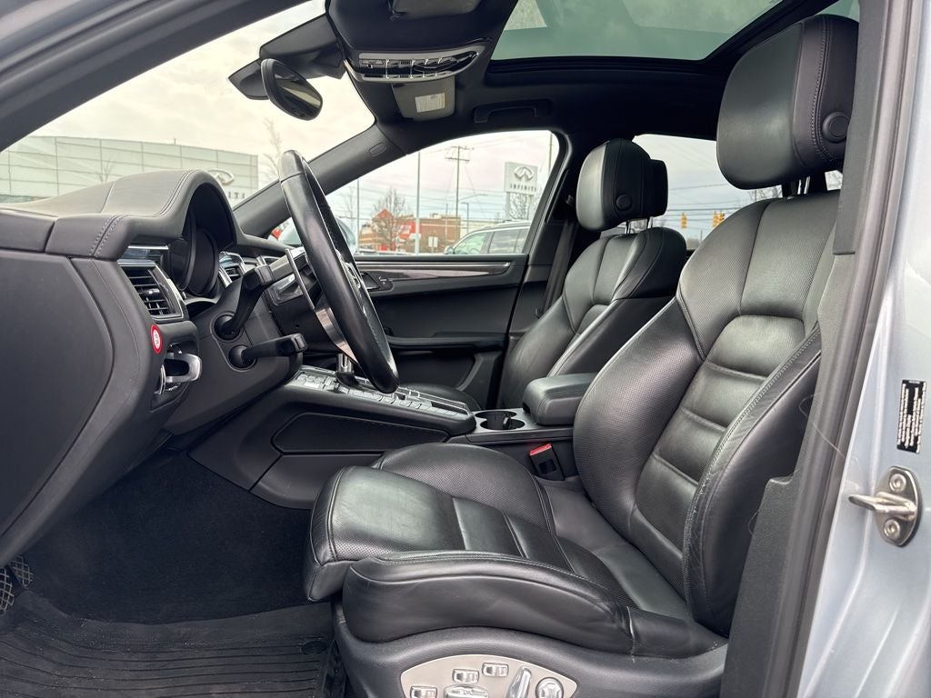 2016 Porsche Macan S