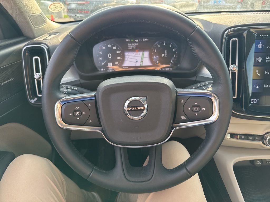 2019 Volvo XC40 R-Design