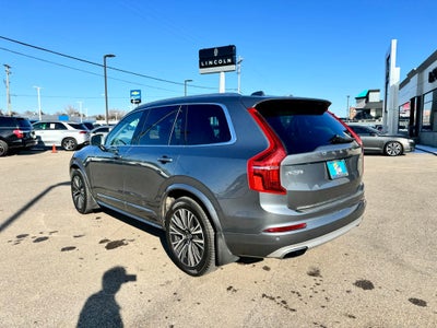 2020 Volvo XC90 T6 Momentum