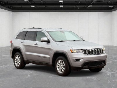 2020 Jeep Grand Cherokee Laredo E 4x4