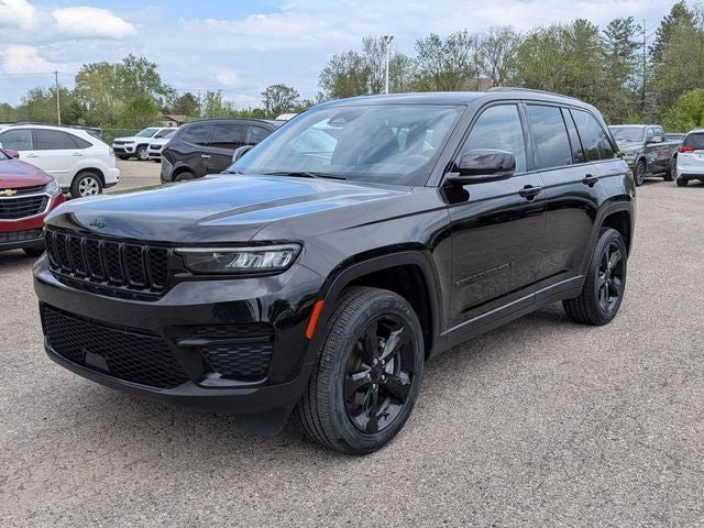 2023 Jeep Grand Cherokee Altitude 4x4