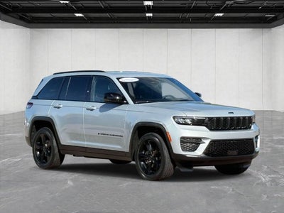 2023 Jeep Grand Cherokee Altitude 4x4