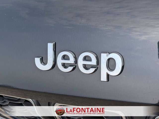 2023 Jeep Grand Cherokee Laredo