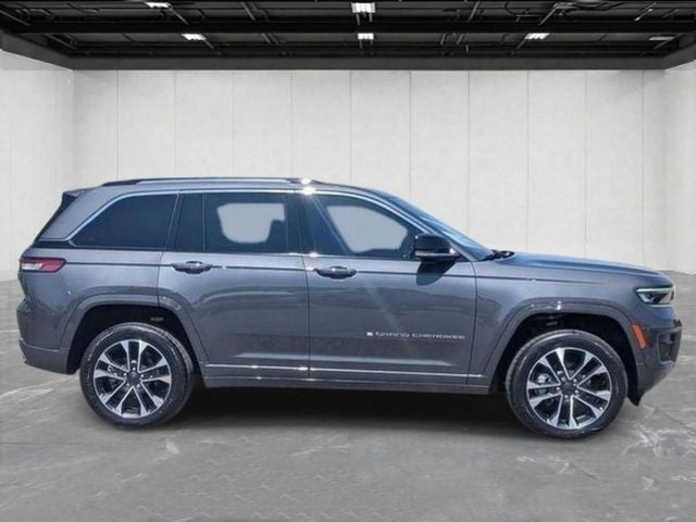 2022 Jeep Grand Cherokee Overland 4x4