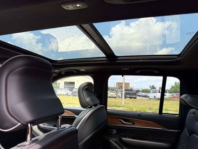 2025 Jeep Grand Cherokee Summit Reserve 4x4