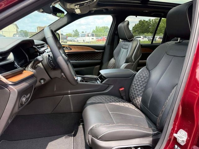 2025 Jeep Grand Cherokee Summit Reserve 4x4