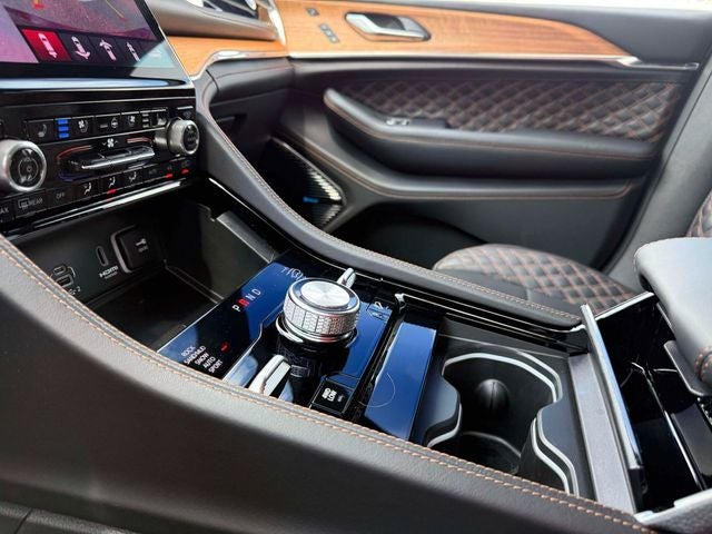 2025 Jeep Grand Cherokee Summit Reserve 4x4