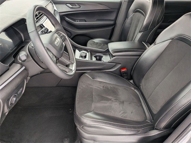 2024 Jeep Grand Cherokee L Altitude 4x4